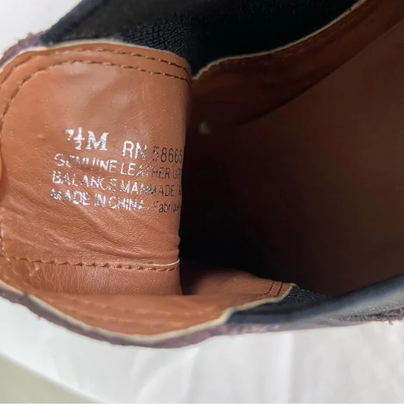 BP. Nordstrom Black Tripp Low Ankle Bootie - Picture 10 of 11